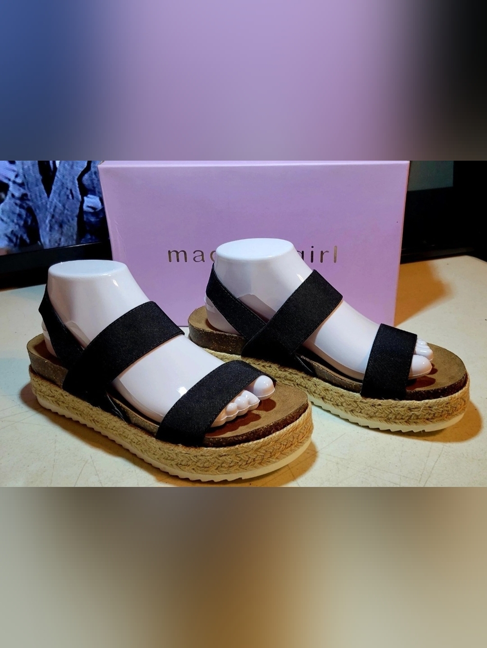 Womens Sandels Size 8.5 Madden Girl Cybell style,elastic straps espadrille Sole